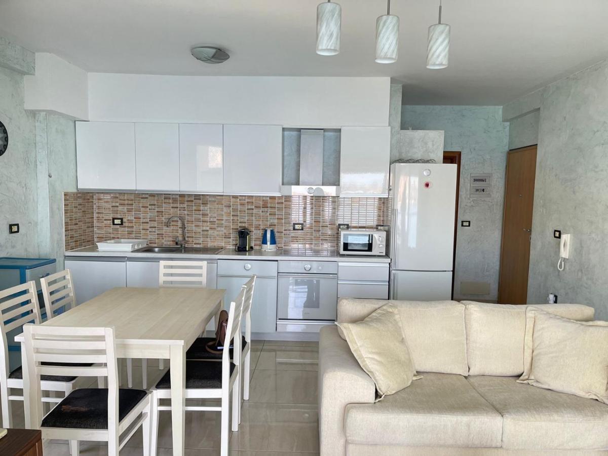 1-Stunning Sea View Apartments! Sarandë Exteriér fotografie