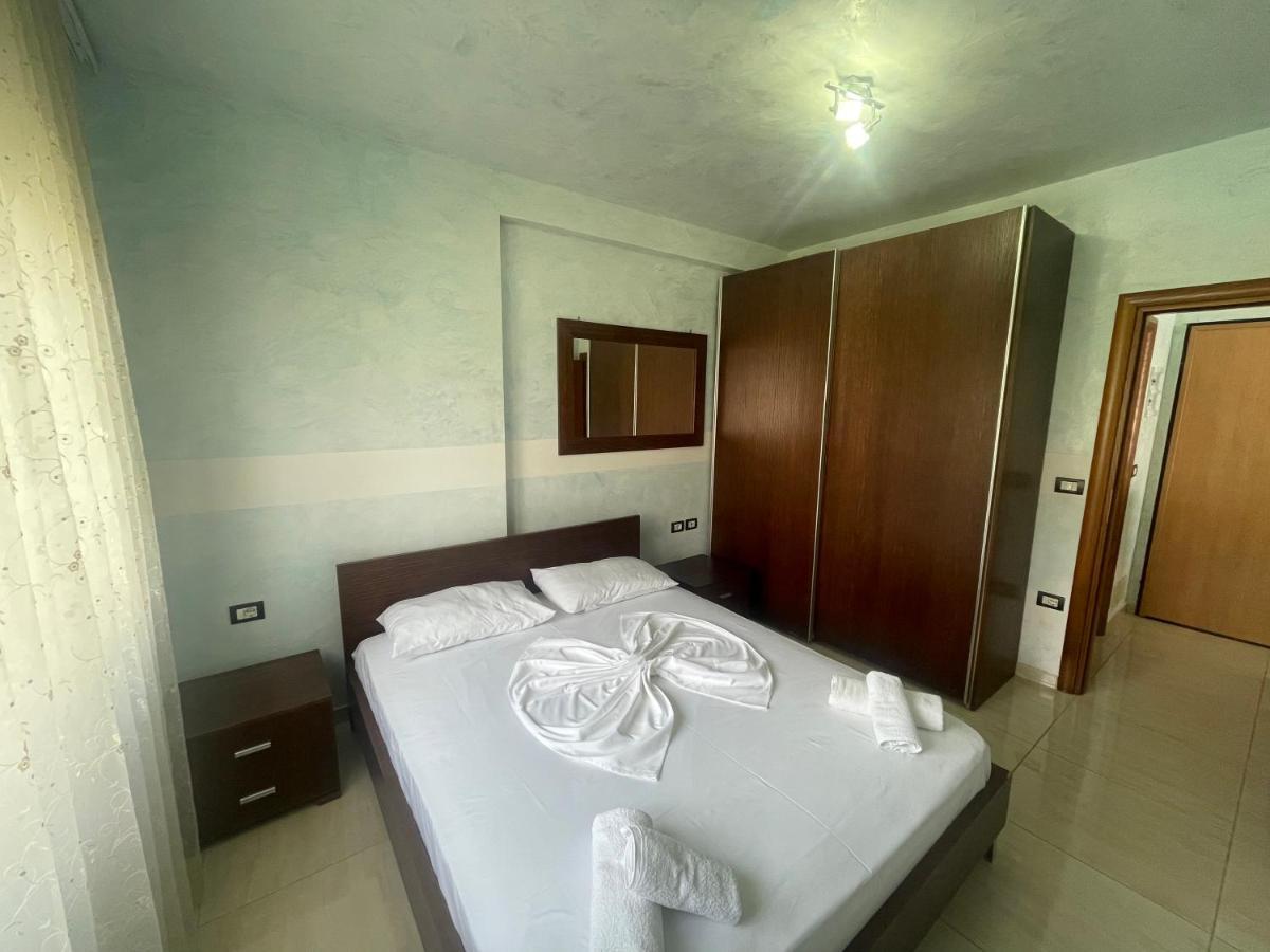 1-Stunning Sea View Apartments! Sarandë Exteriér fotografie