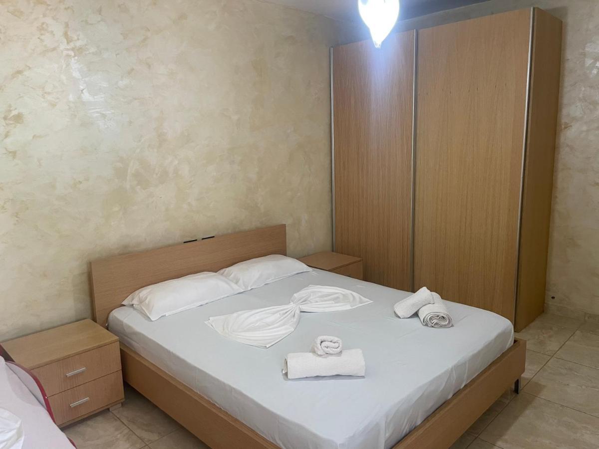 1-Stunning Sea View Apartments! Sarandë Exteriér fotografie